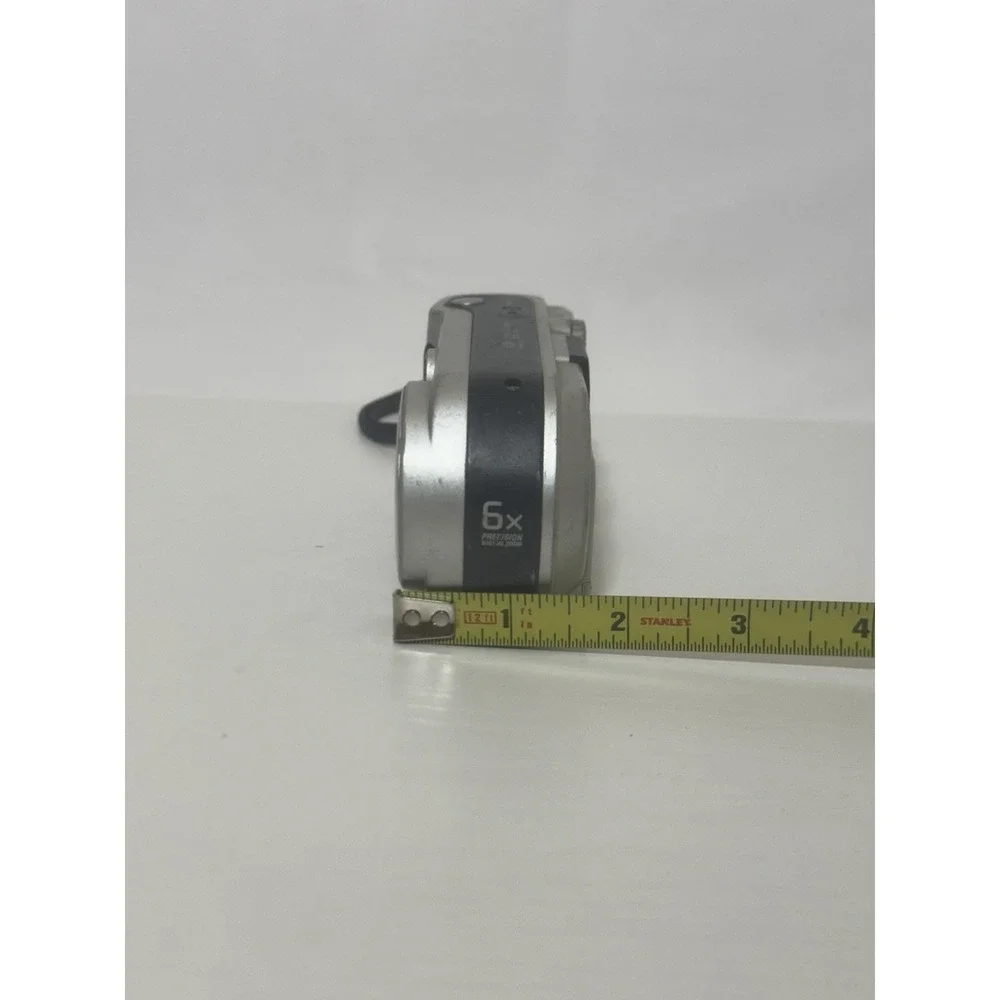 Sony Cyber-shot DSC-P71 digital camera For Parts